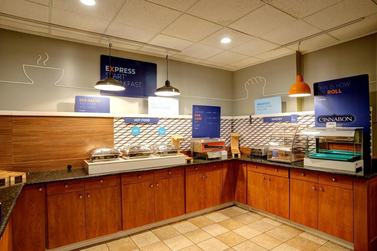 Holiday Inn Express La Plata By Ihg Exteriér fotografie